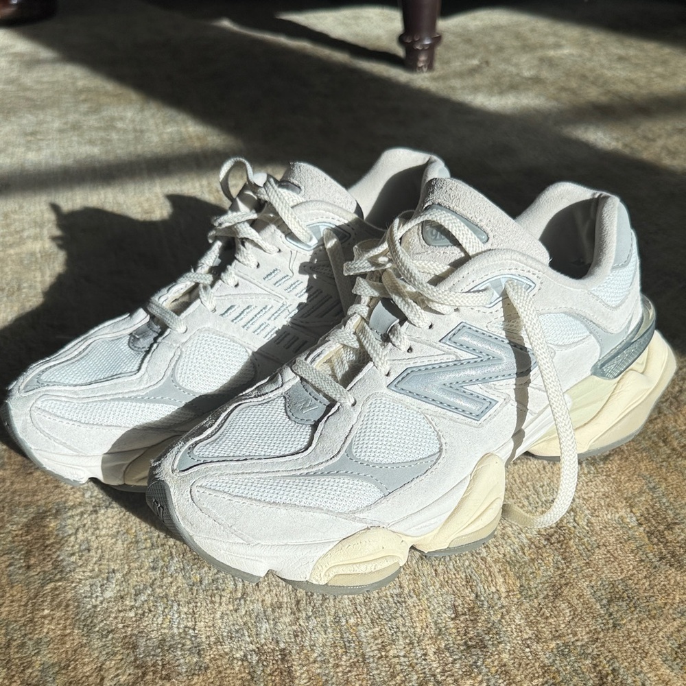 New Balance 9060, Sea Salt with Concrete and Silver Metallic. Size 8.5